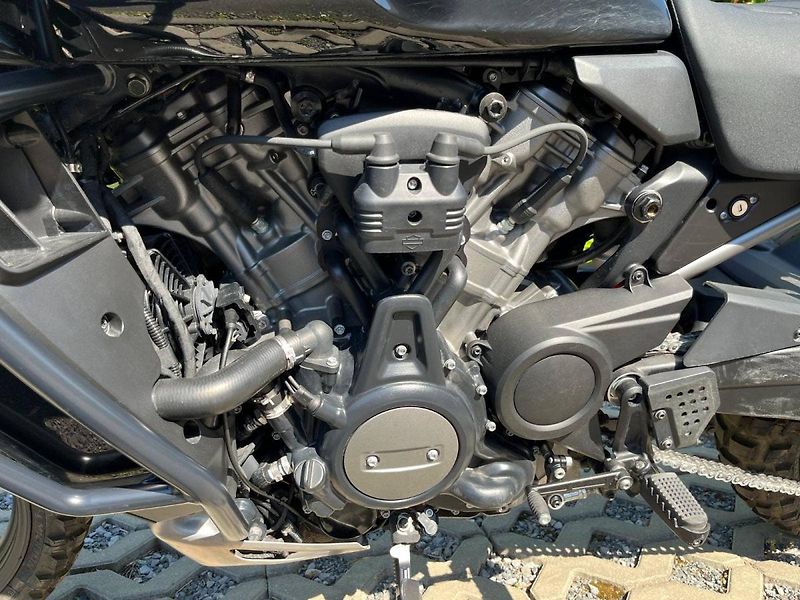 Harley-Davidson Pan America 1250 (2022) RA1250 AKČNÍ CENA - fotka 11 z 12