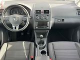 Volkswagen Touran (2014) 2.0 TDi, CUP, bixen, panor - náhled 9