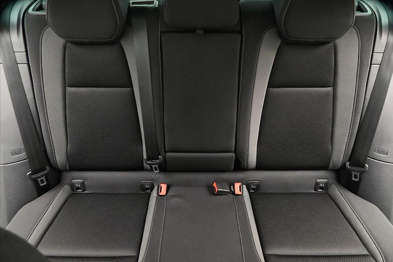 Škoda Karoq 2,0 TDI 110 kW 4x4 DSG TOUR Zá - fotka 28 z 31