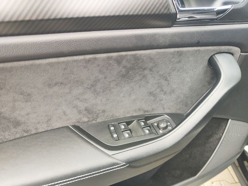 Škoda Kodiaq 2.0 TDI/110kW Sportline 4x4 - fotka 32 z 34