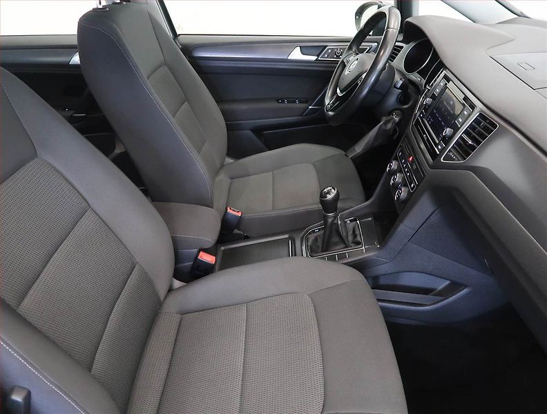 Volkswagen Golf Sportsvan (2018) 1.5 TSI, Serv.kniha, Tempomat - fotka 9 z 14
