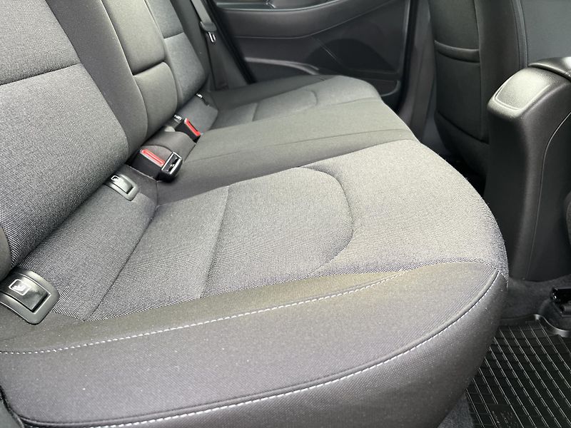 Hyundai i30 1.5T-GDi KAMERA PŮVOD ČR 1.MAJ - fotka 32 z 47