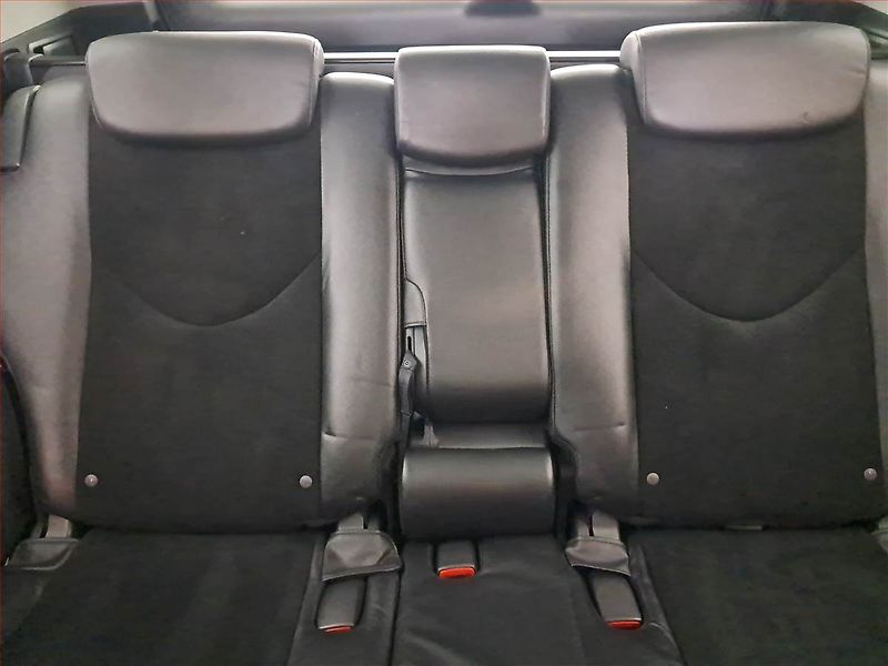 Toyota RAV4 (2012) 2.2 D-4D, 4X4, Kůže, Navi - fotka 10 z 20
