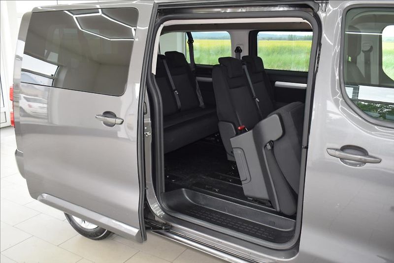 Peugeot Traveller 2,0 HDi, 8-míst, NAVIGACE - fotka 15 z 33