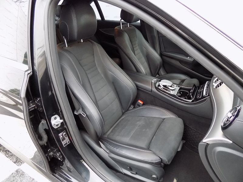 Mercedes-Benz Třídy E (2018) 350d/AMG Line/4-Matic/LED/ - fotka 17 z 45