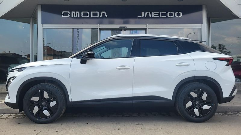 Omoda 5 (2025) PREMIUM 1,6 TGDI - fotka 4 z 26