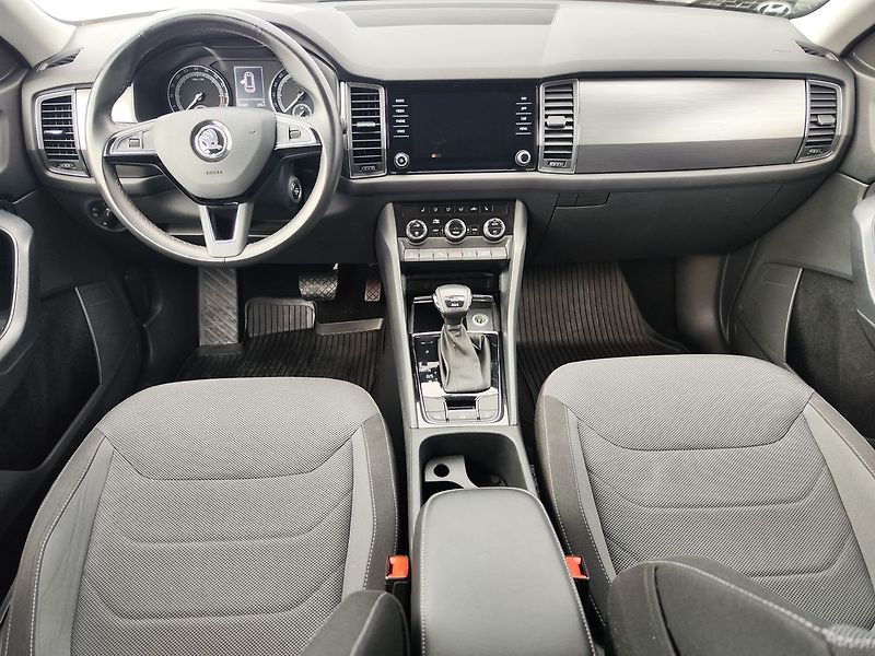 Škoda Kodiaq 2.0 TDi/110kW Ambition Plus DS - fotka 14 z 33