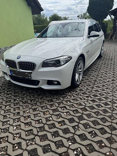 BMW Řada 5 (2016) BMW 520d M-Packet - fotka 1 z 11