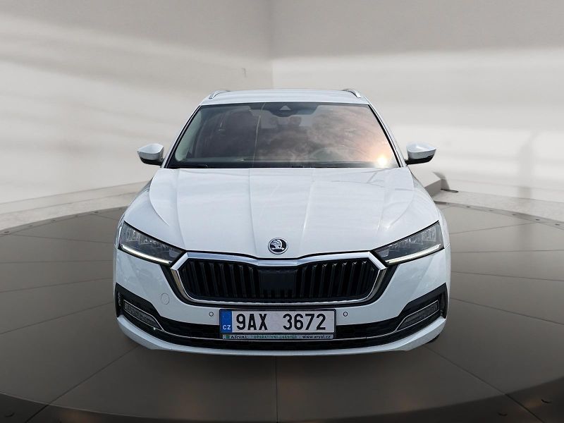 Škoda Octavia (2023) STYLE 1.5e-TEC 110kW DSG CZ - fotka 2 z 11