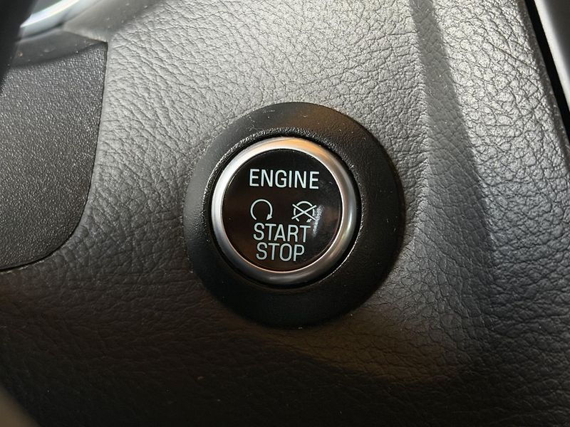 Ford Focus ST-Line 1.5 EcoBoost 110kW - fotka 18 z 26