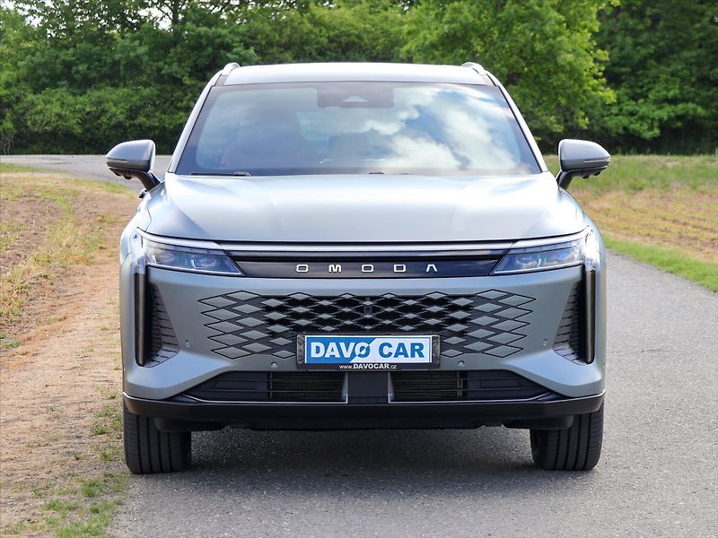 Omoda 9 1.5 Hybrid 395KW CZ 7 let záru - fotka 2 z 40