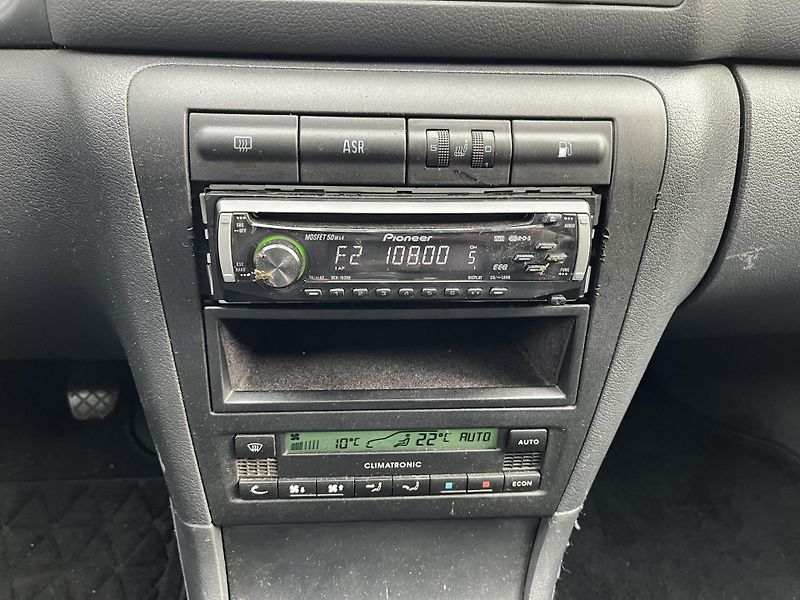 Škoda Octavia (2002) 1,6i 75 Kw Dig.Klima ASR - fotka 14 z 16