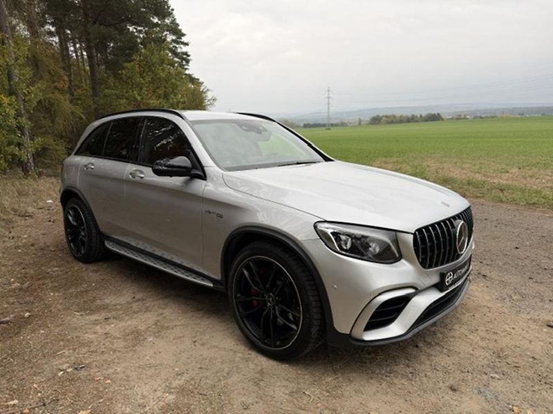 Mercedes-Benz GLC AMG GLC 63S 4MATIC+ V8 BITURBO - fotka 1 z 46
