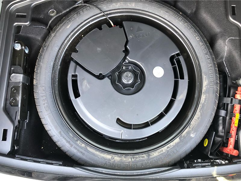 Audi A6 AVANT SPORT 50TDi - fotka 29 z 30