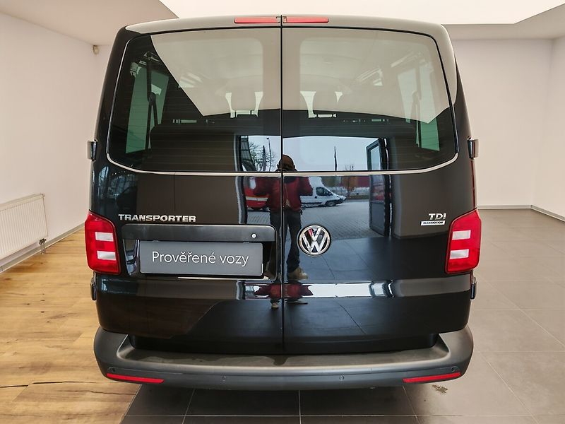 Volkswagen Transporter 2,0Tdi Man , 8míst - fotka 5 z 28