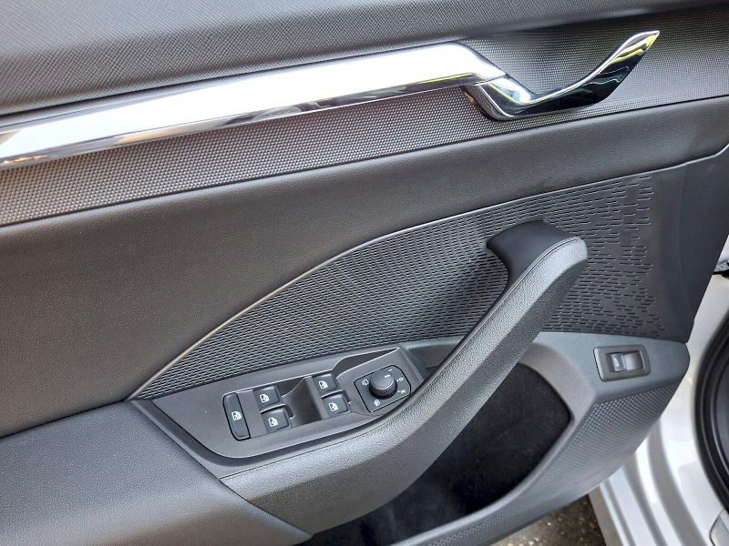 Škoda Octavia (2023) Combi Style Plus DSG 4x4 2,0TS - fotka 31 z 35