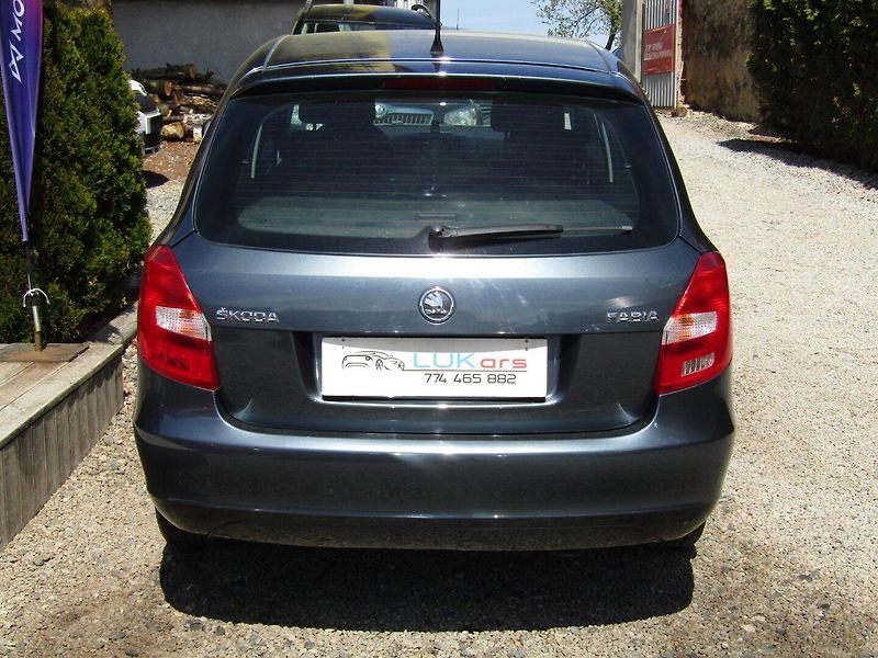 Škoda Fabia (2014) 1.4 16V 63kW TOP QUALITY - fotka 12 z 37