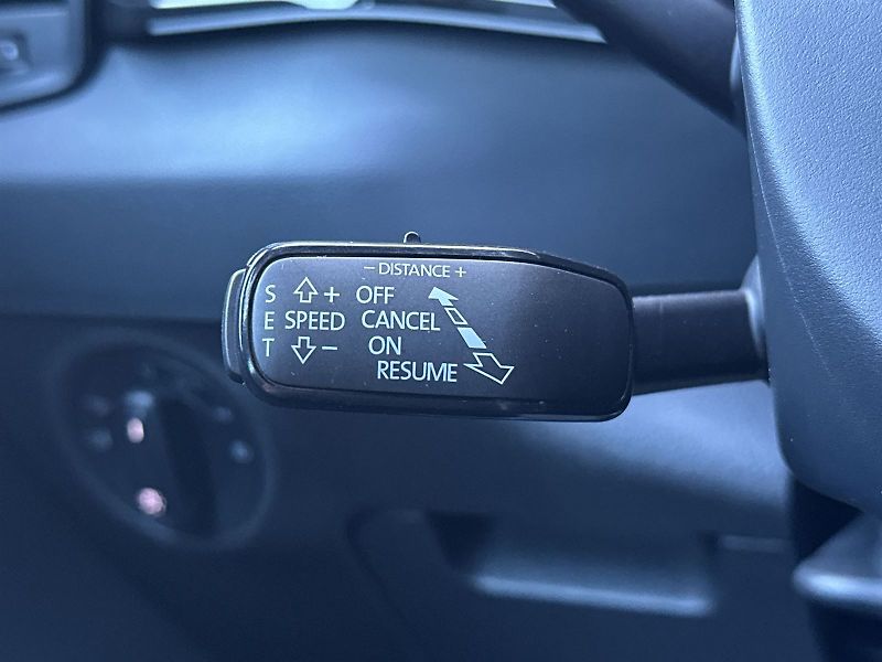 Škoda Karoq (2022) 2.0 TDI Sportline - fotka 19 z 33