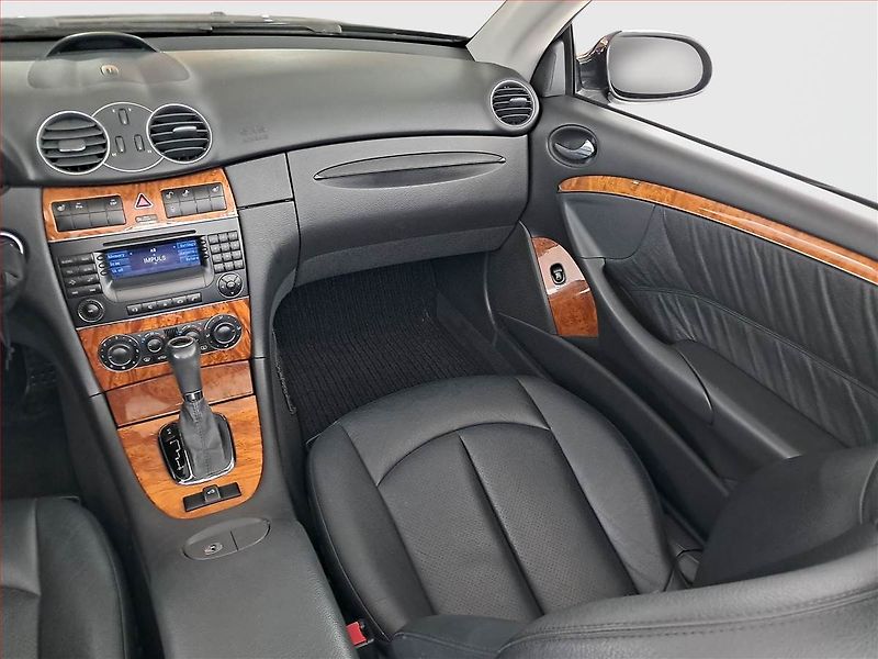 Mercedes-Benz CLK (2005) 200 Kompressor , Automat - fotka 8 z 23