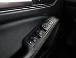 Mercedes-Benz Třídy A (2016) A 180 d, Automat, Kůže - náhled 17