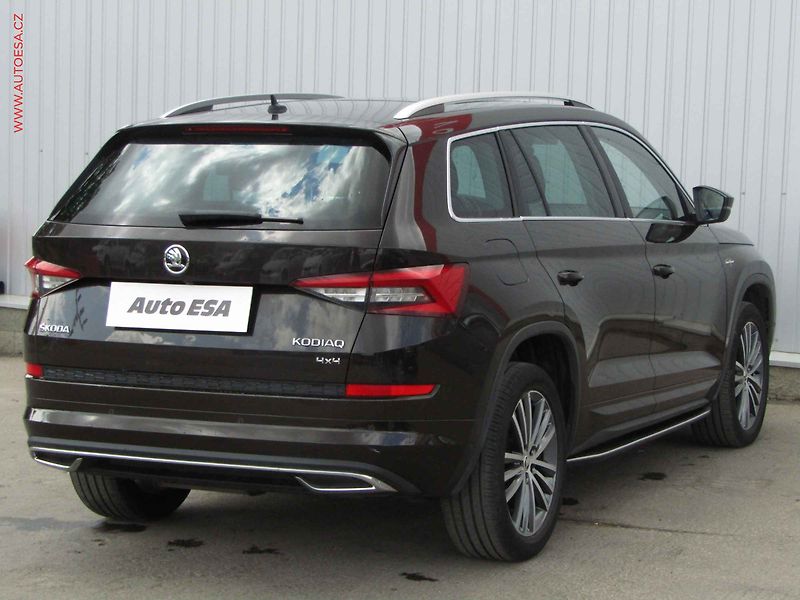 Škoda Kodiaq (2019) 2.0 TDi 4x4, ČR, L&K, DSG - fotka 4 z 26