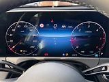 Mercedes-Benz Třídy E E 220 d 4MATIC - náhled 17