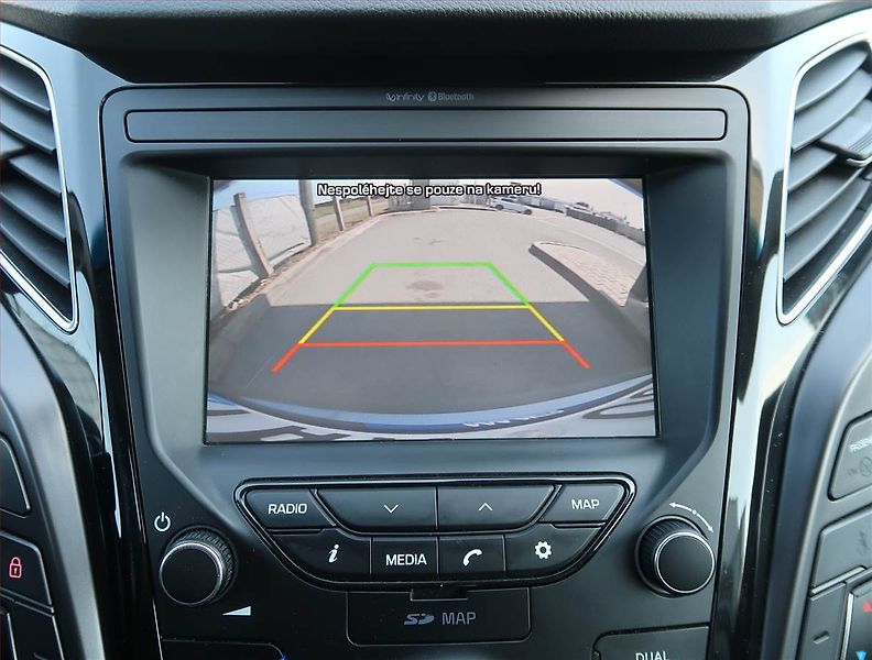 Hyundai i40 (2018) Premium 1.7 CRDi, Automat - fotka 17 z 23