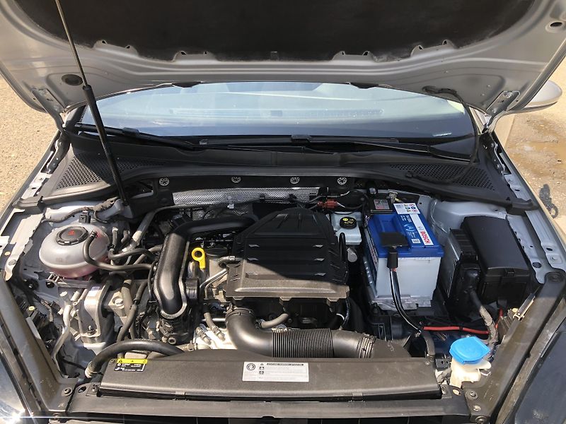Volkswagen Golf (2018) 2018 - FACELIFT - 1.0 TSI-81KW - fotka 14 z 14