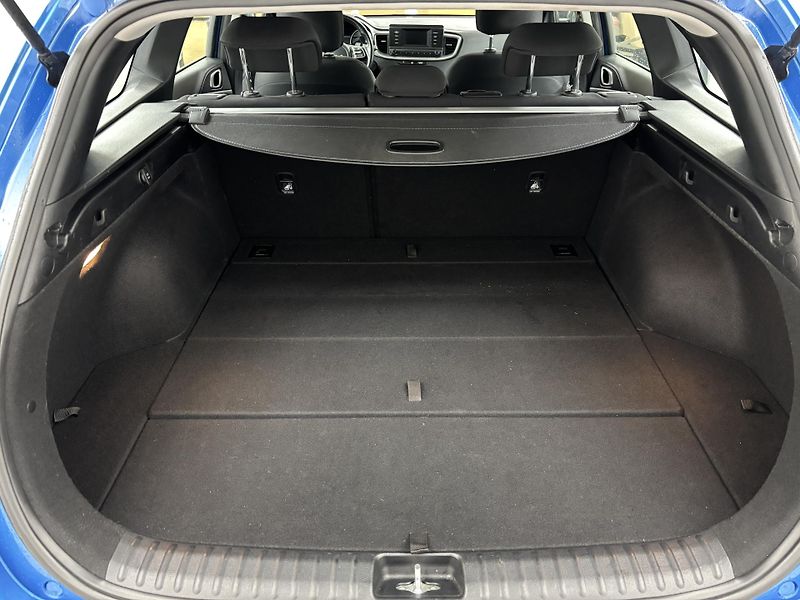 Kia Ceed 1,0 T-GDI Fresh,1.MAJITEL; ČR - fotka 8 z 17
