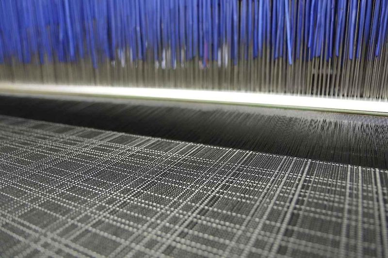 Potahové materiály využívají i výrobci sportovních a luxusních vozů