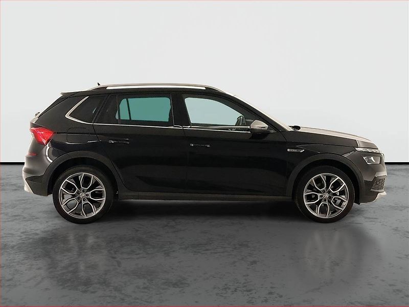 Škoda Kamiq (2021) Scoutline 1.5 TSI - fotka 6 z 20
