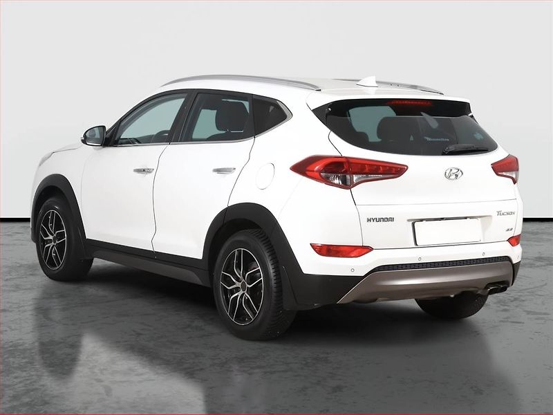 Hyundai Tucson (2016) 1.6 T-GDI, 4X4, Serv.kniha - fotka 4 z 22
