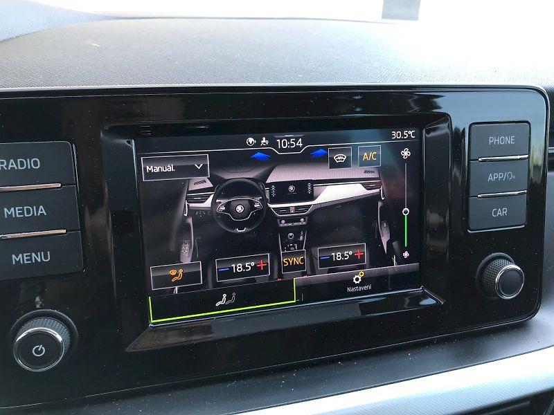 Škoda Scala (2021) AMBITION 1,0 TSI 81 kW - fotka 24 z 25
