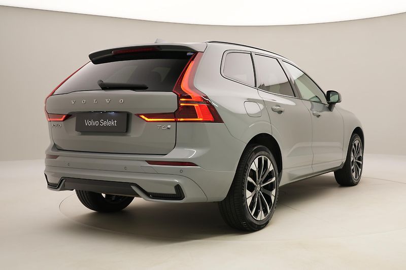 Volvo XC60 T6 AWD RECHARGE DARK PLUS CZ - fotka 13 z 62