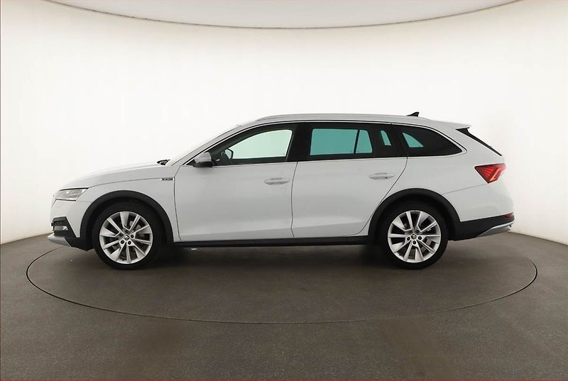 Škoda Octavia (2022) Scout 2.0 TDI - fotka 3 z 20