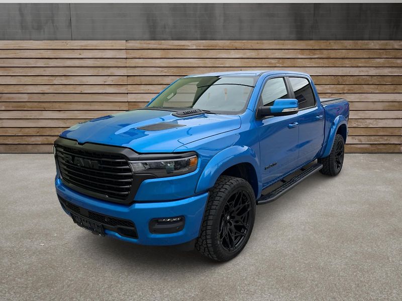 Dodge RAM (2022) +HYDRO BLUE+LOOK26+OFFR.PAKET+ - fotka 7 z 22