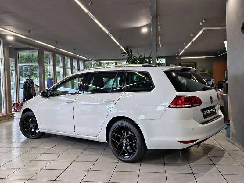 Volkswagen Golf VARIANT 1.6 TDi HIGHLINE, ČR   - fotka 5 z 21