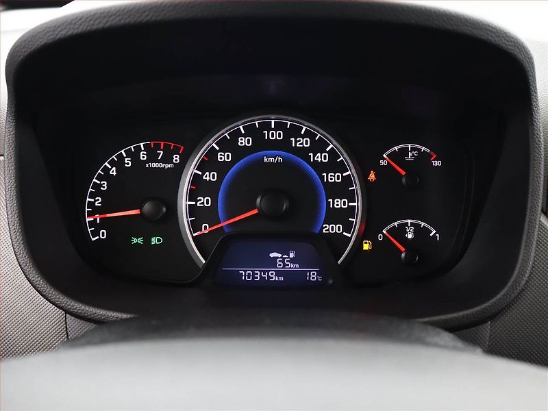 Hyundai i10 (2018) 1.0, Serv.kniha - fotka 9 z 12