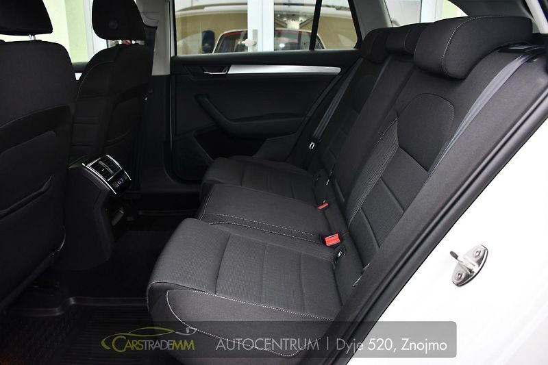 Škoda Superb 2.0TDi  - fotka 14 z 58