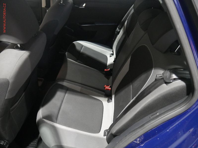 Škoda Fabia (2017) 1.0 TSI, ČR, AC, temp - fotka 10 z 16