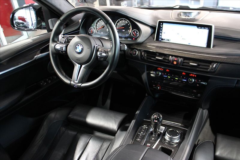 BMW X6 M 423kW CZ/1.Maj/AdLED/B&O - fotka 16 z 33
