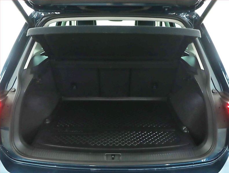Volkswagen Tiguan (2022) Elegance 2.0 TDI - fotka 12 z 14