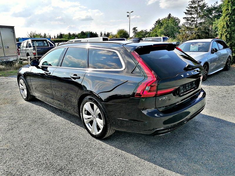 Volvo V90 (2022) 2.0 B4 MHEV Kůže A/T - fotka 5 z 33