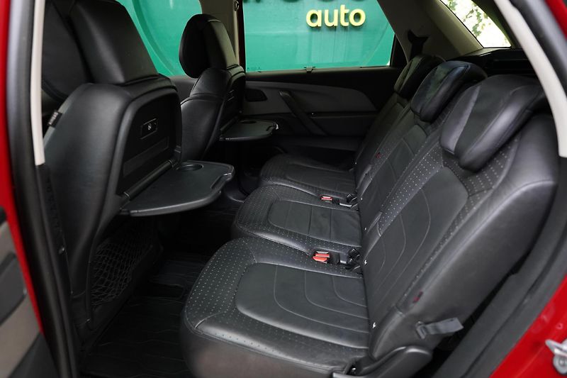 Citroën C4 Picasso - fotka 21 z 23