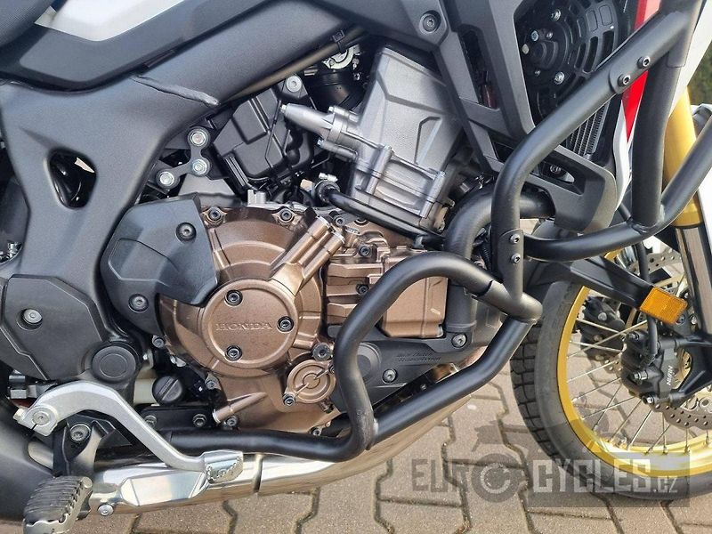 Honda CRF 1000 L Africa Twin DCT ABS (2018) - fotka 7 z 21