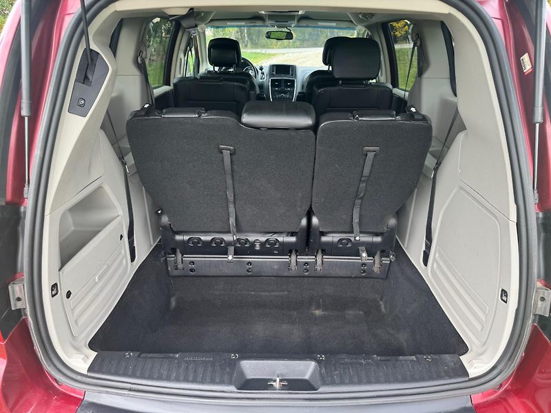 Dodge Grand Caravan (2016) 3.6 V6 SERVISNÍ KNIHA - fotka 24 z 40