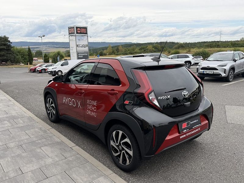 Toyota Aygo 1.0i, Style, DPH - fotka 9 z 24