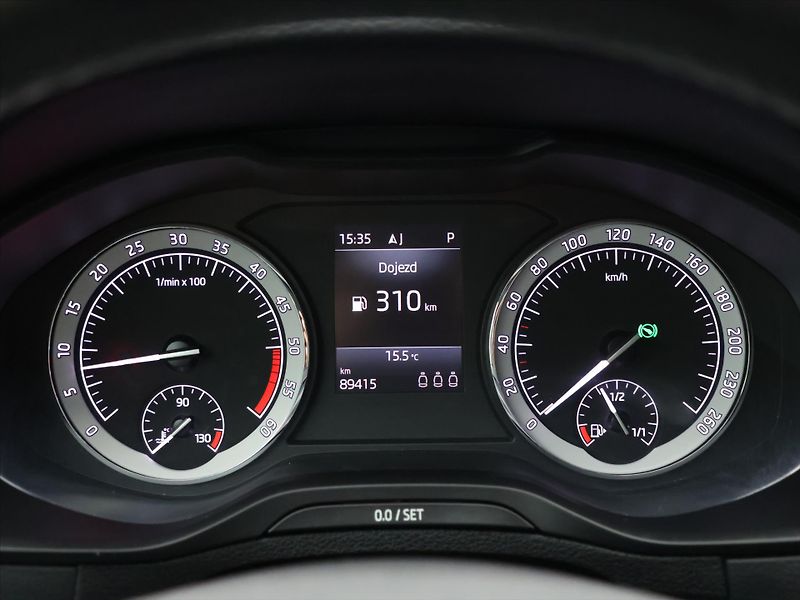 Škoda Karoq 2,0 TDI 110kW DSG CZ Style+ - fotka 20 z 40