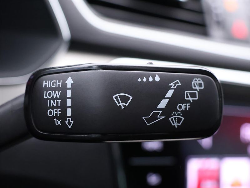 Škoda Superb 2,0 TDI 147kW 4x4 L&K DSG DPH - fotka 24 z 46