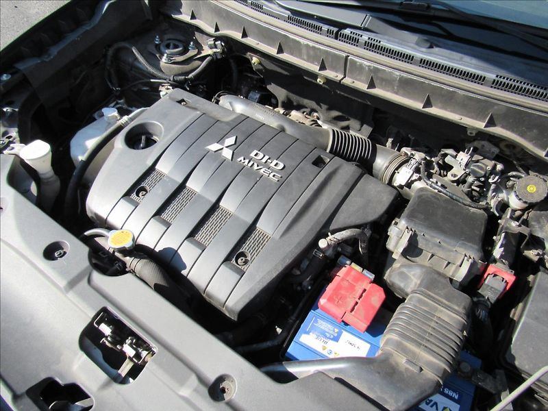 Mitsubishi ASX 1,8 DI-D 110kW 4x4 - fotka 28 z 30